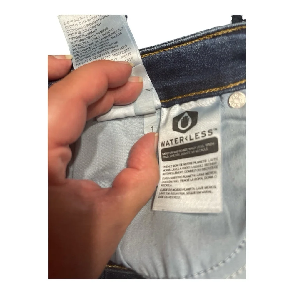 Levi's 711 Skinny Denim Blue Jeans Womens Size 31